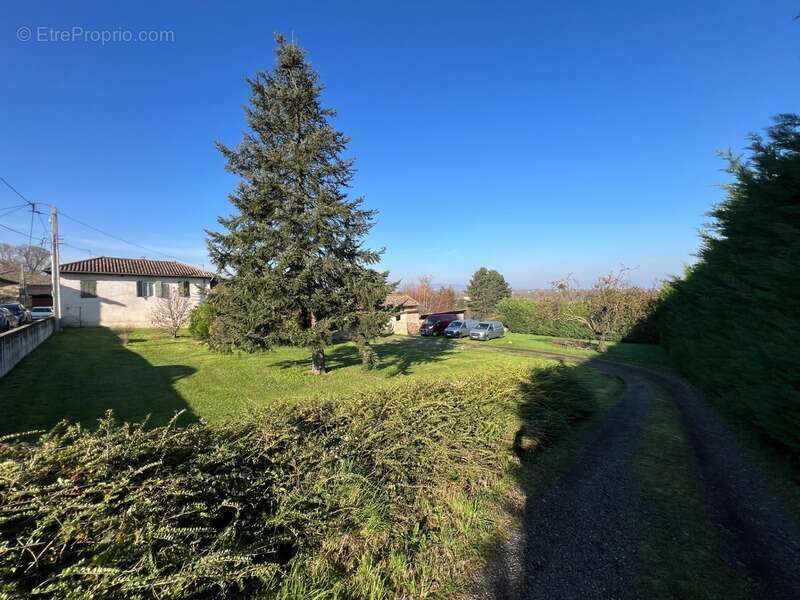Maison à BELLEVILLE