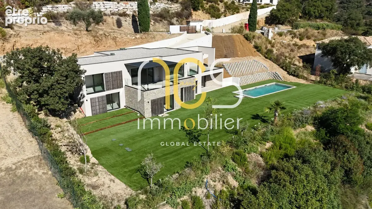GRIMAUD - Villa vue mer, 5 chambres et piscine - photo 3