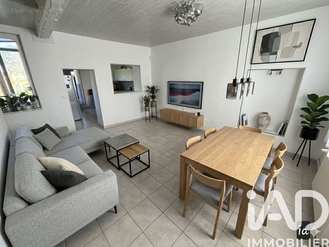 Photo 3 - Maison à MASNIERES