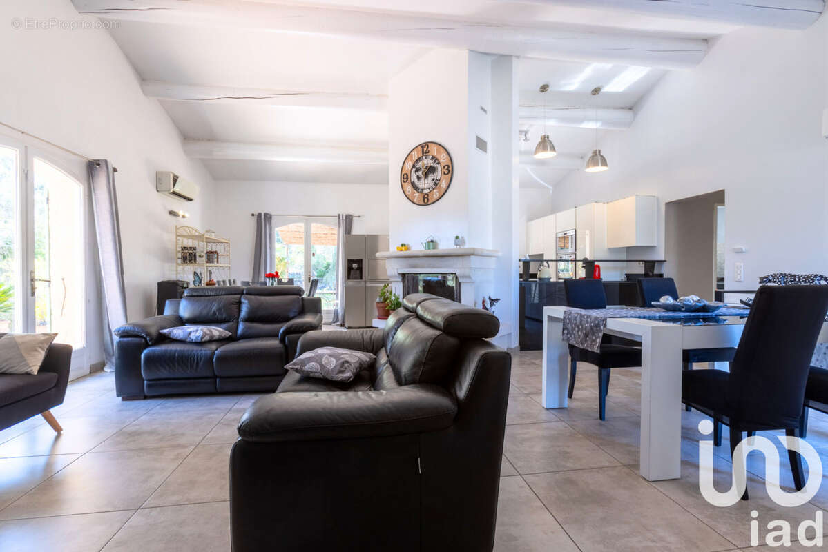 Photo 3 - Maison à JOUQUES