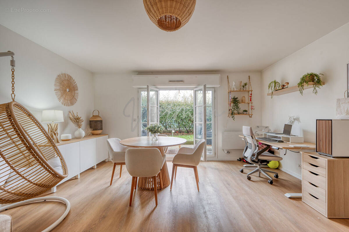 Appartement à LE PLESSIS-ROBINSON