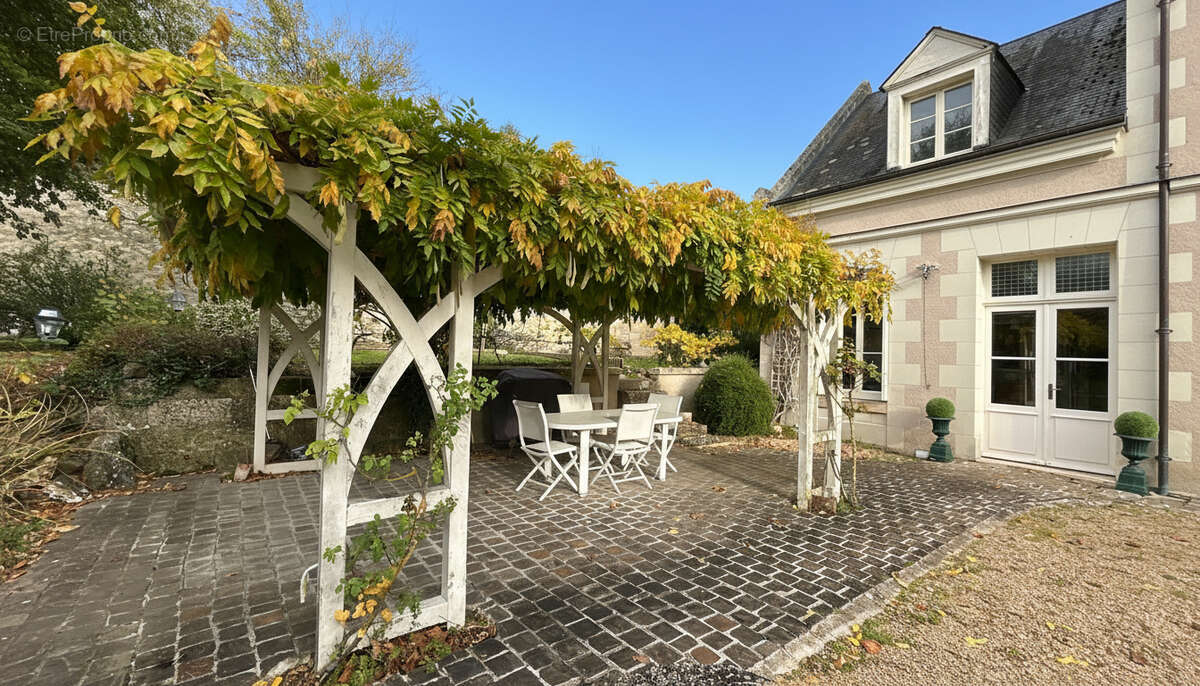 Maison à AZAY-LE-RIDEAU