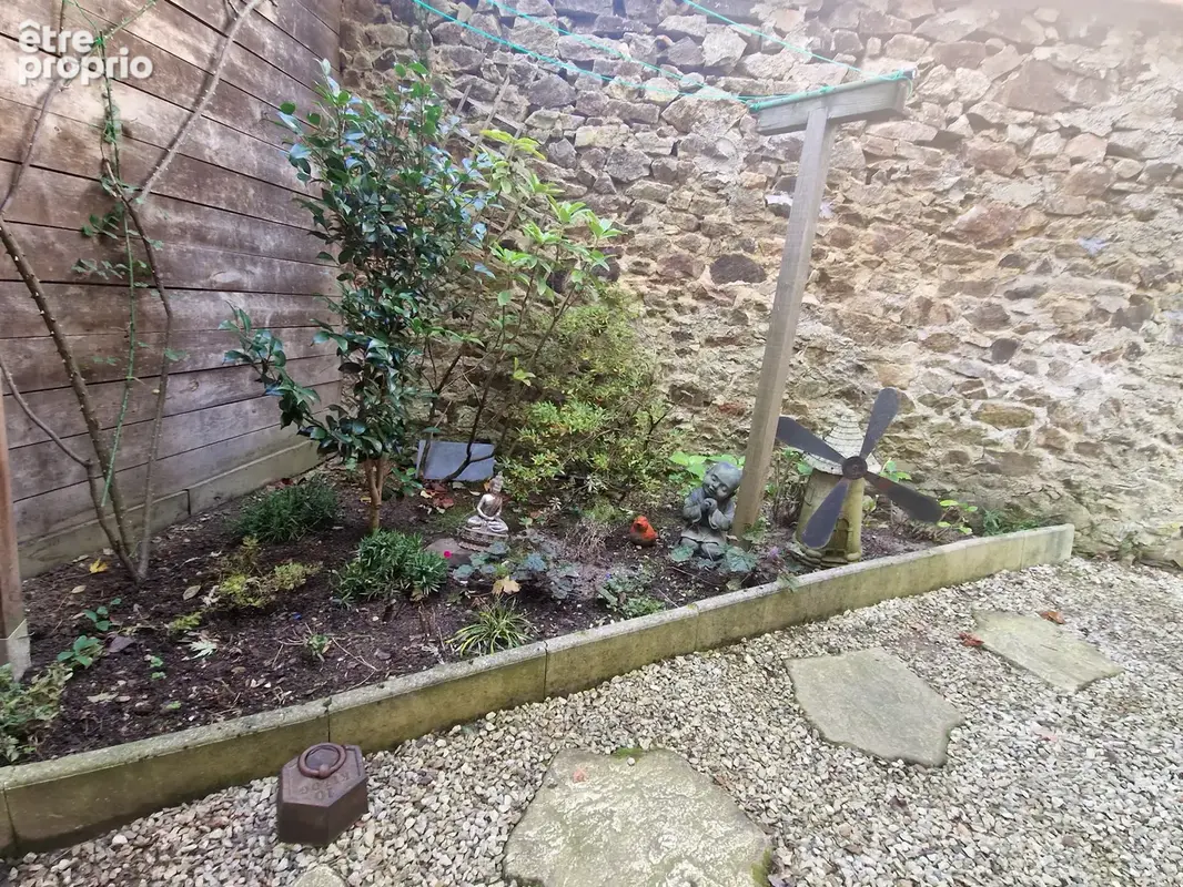 Maison de charme en pierres avec des espaces extérieurs très cosy. - photo 30