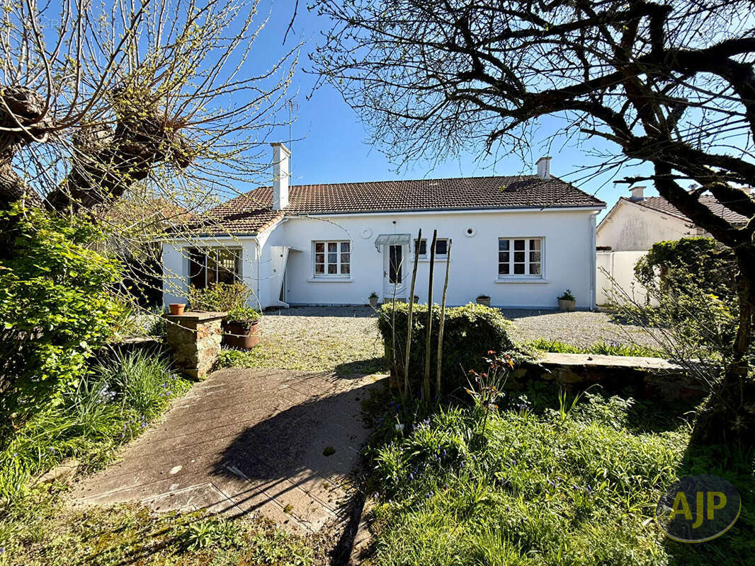 Maison à SAINTE-PAZANNE