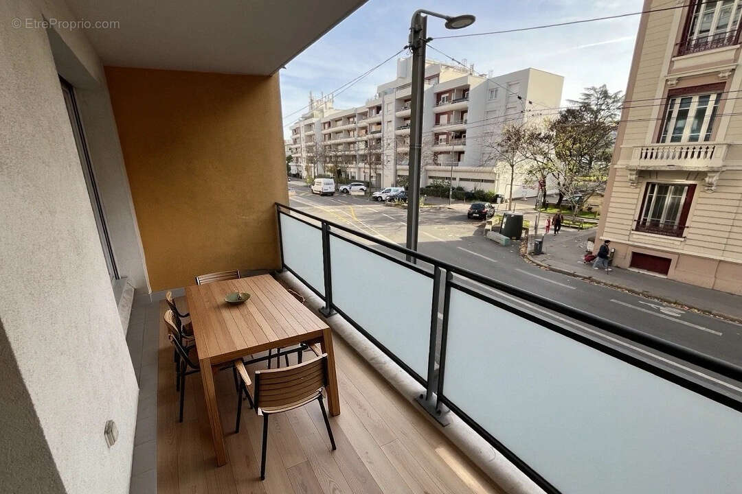 Appartement à VILLEURBANNE