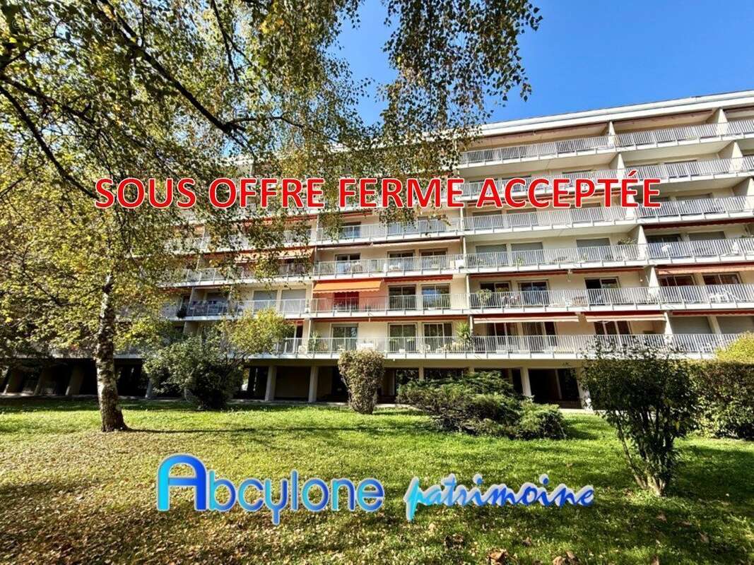 Appartement à MEYLAN