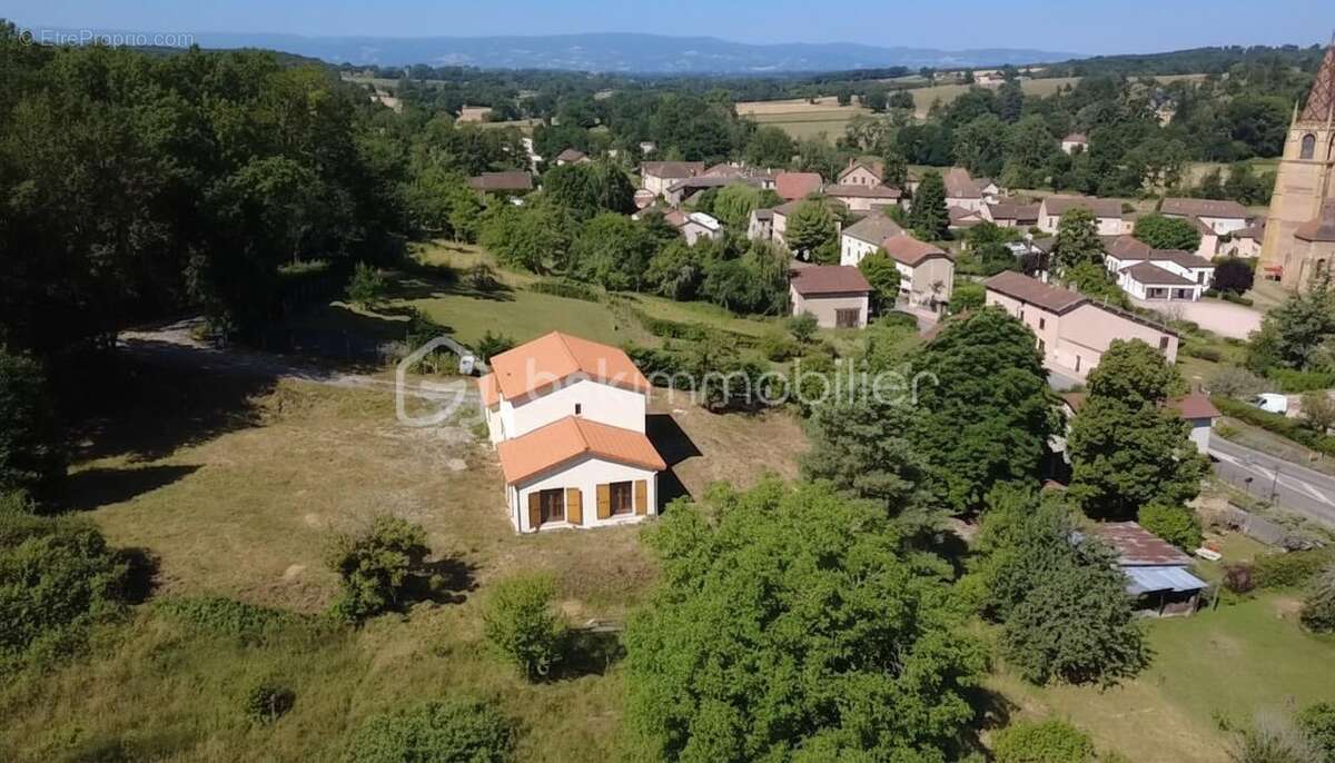 La bénisson-dieu – maison contemporaine de 2023 – 140 m² habitables – terrain de 2 338 m² - photo 3