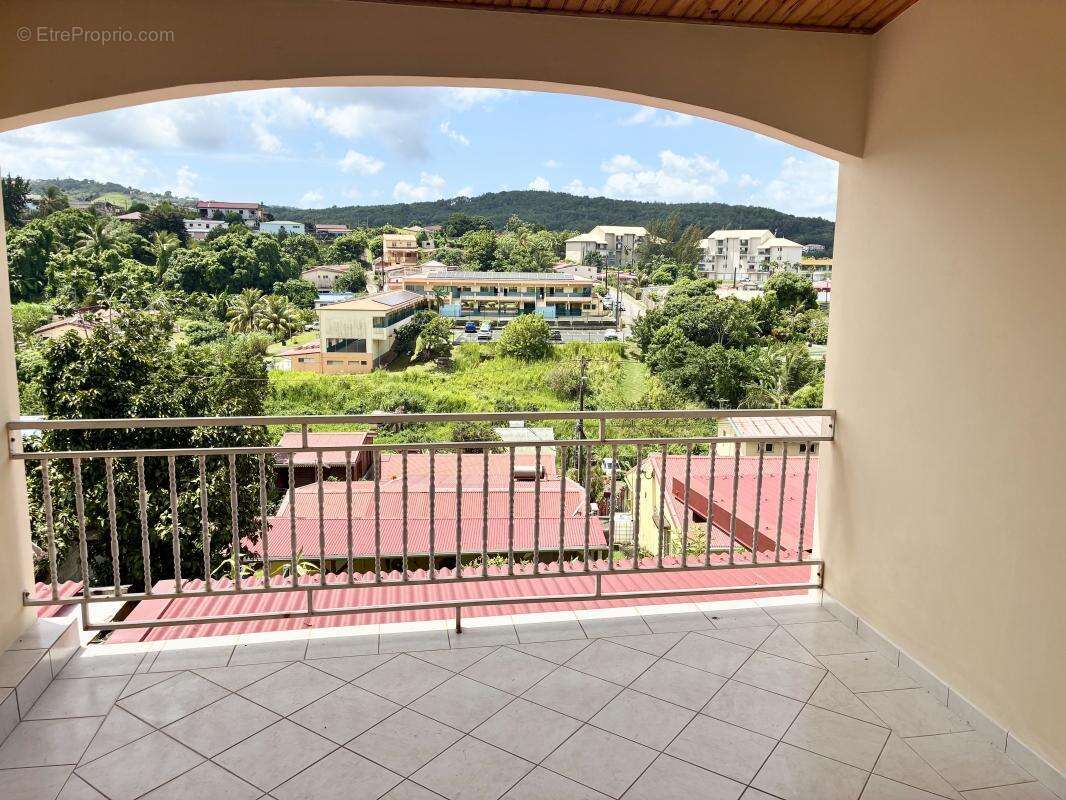 Appartement à SAINT-ESPRIT