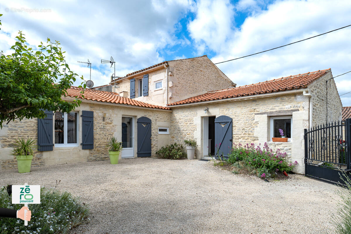 Maison à TRIAIZE