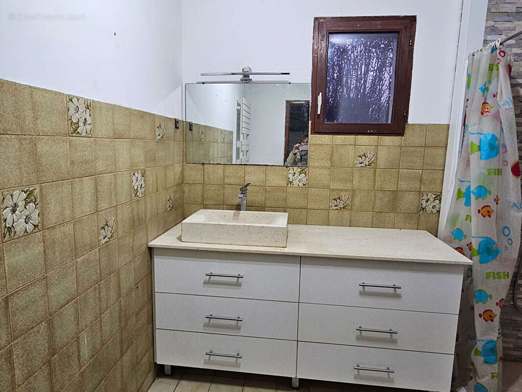 Maison familiale de 1986  de 172 m² environ a chmilin - photo 7