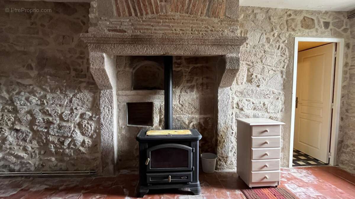 Maison de campagne sur 2 727 m² de terrain avec vue dégagée - photo 4