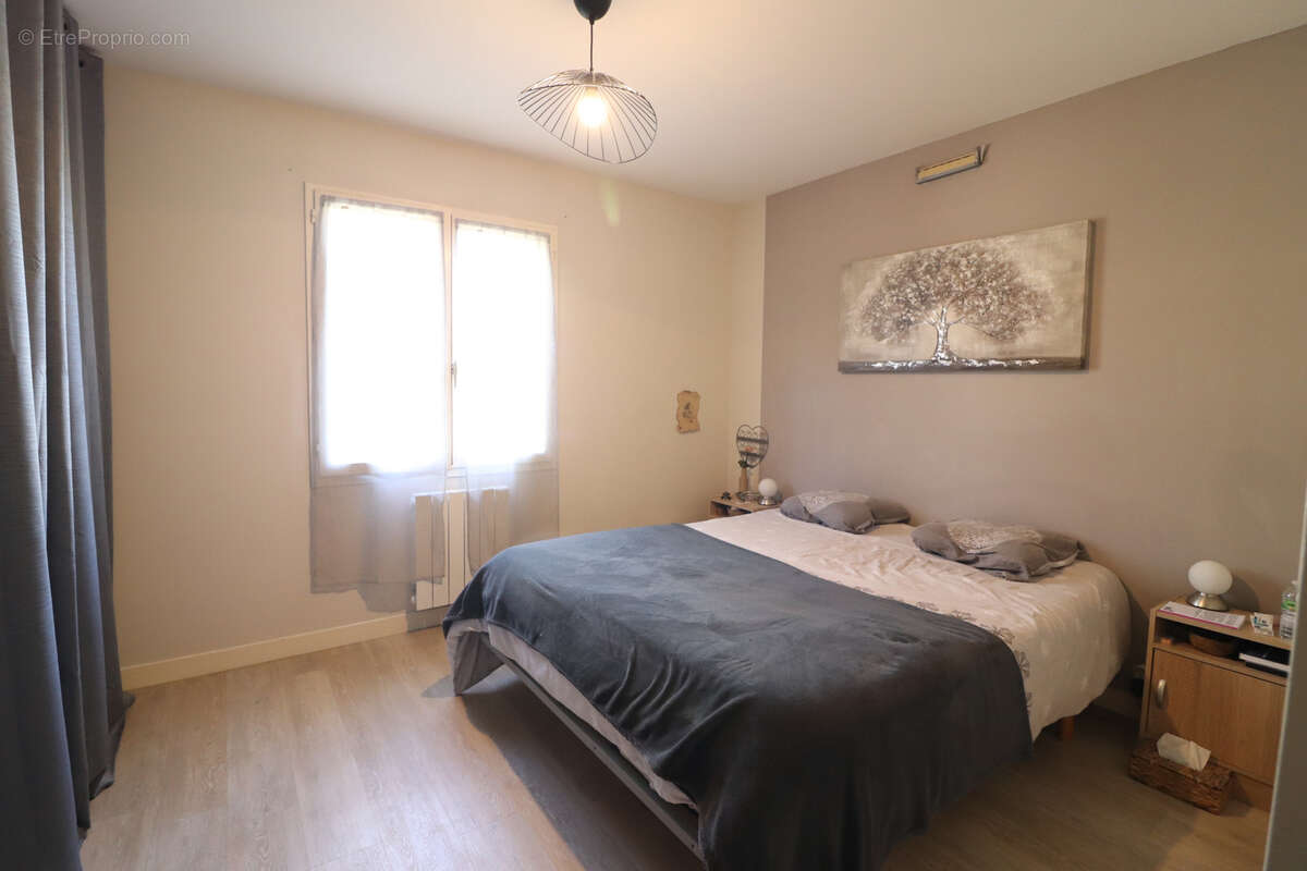 Maison à VILLENAVE-D'ORNON