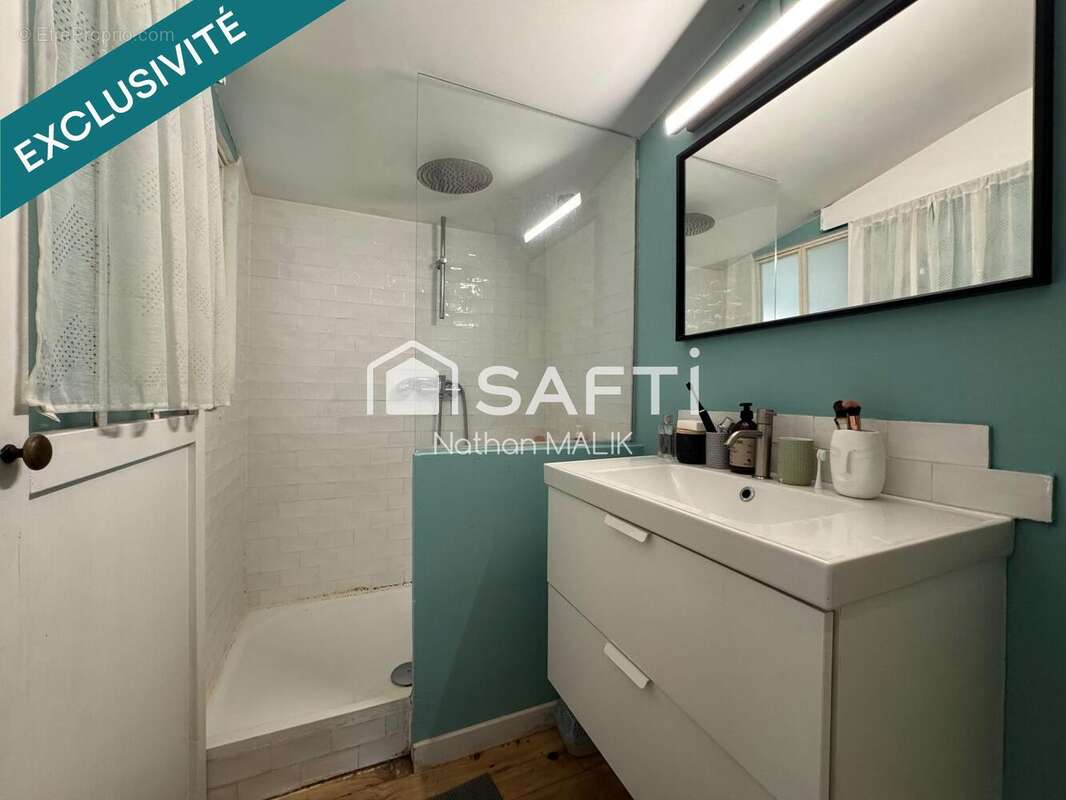 Photo 9 - Appartement à VILLENEUVE-LES-AVIGNON