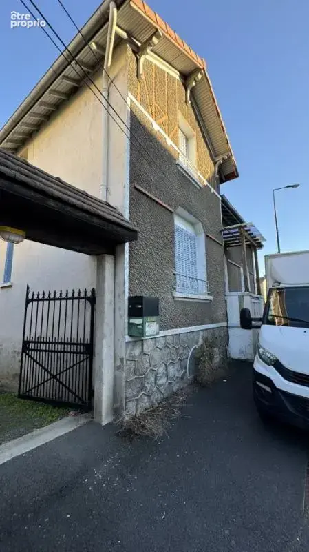 Commerce 219 m² à vendre à Thiers (63300) - photo 4
