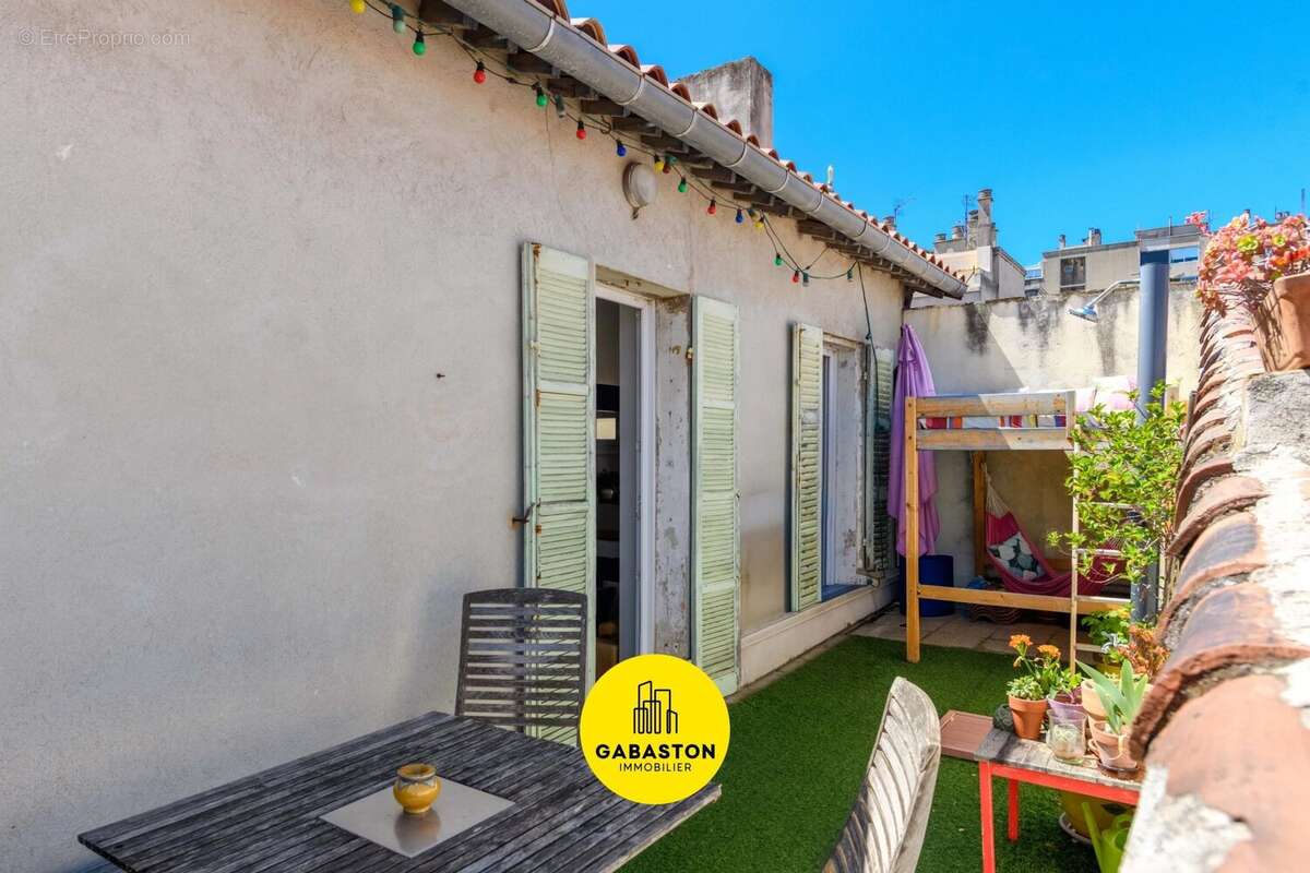 Appartement à MARSEILLE-6E