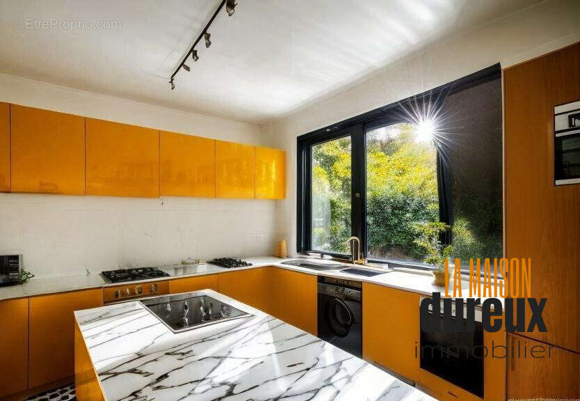 Maison à DAMPIERRE-SUR-SALON