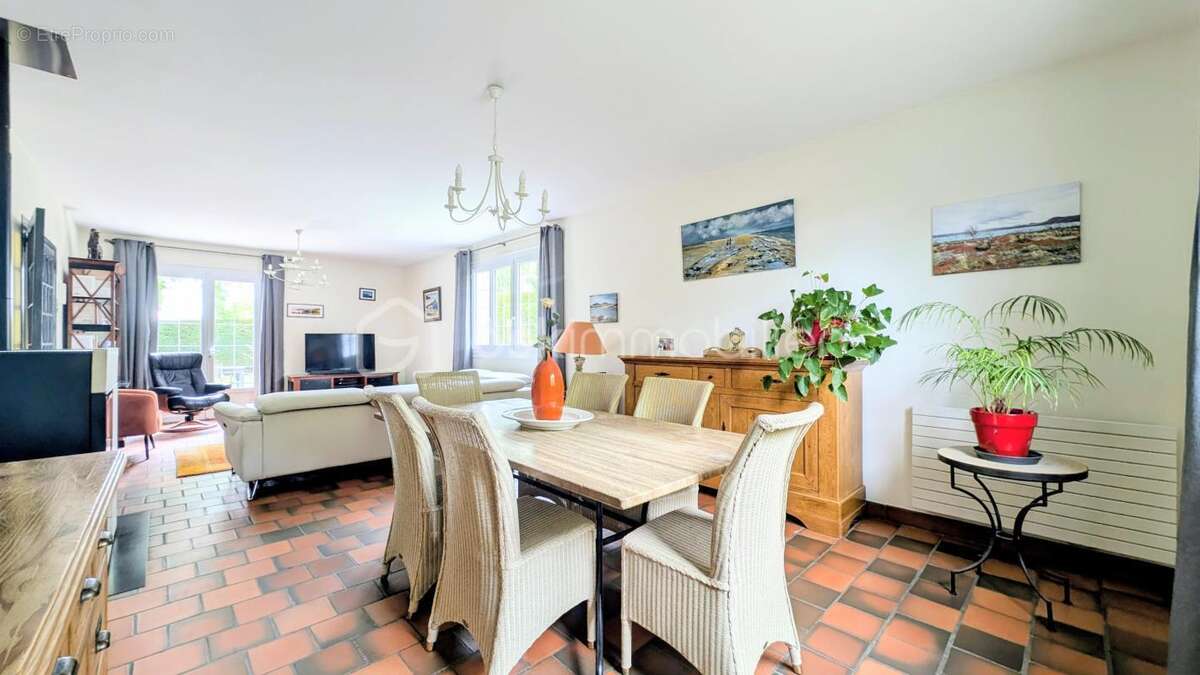 Maison Familiale sans travaux à Douvres la Délivrande - photo 10