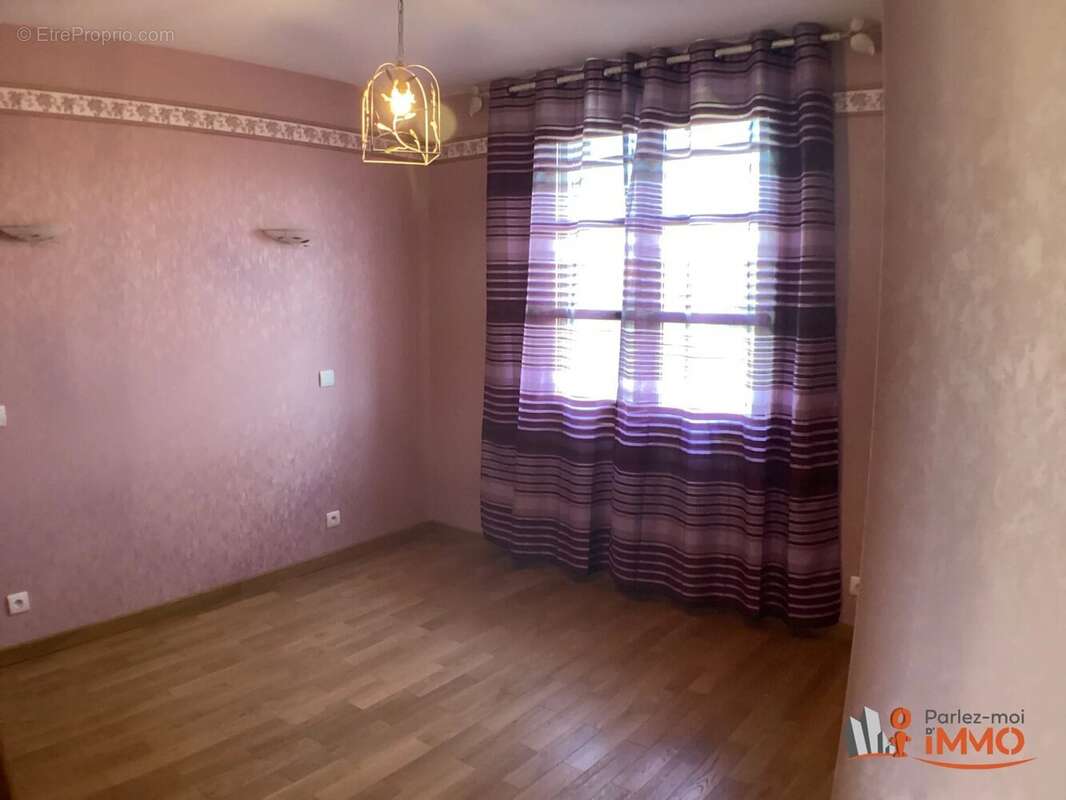 Maison à LA TOURETTE