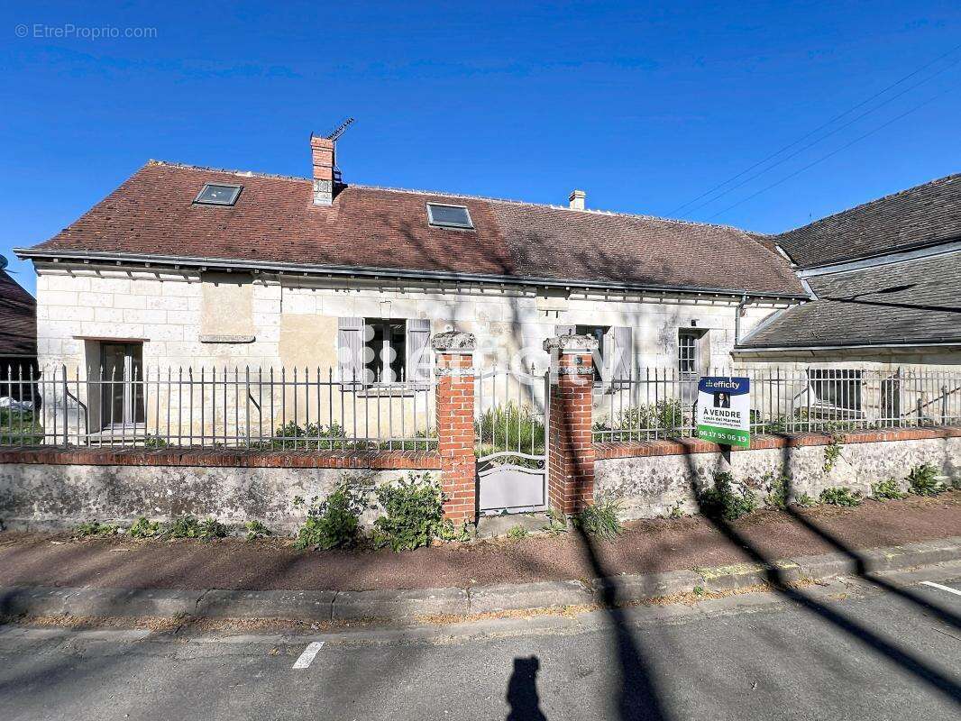 Maison à DOLUS-LE-SEC