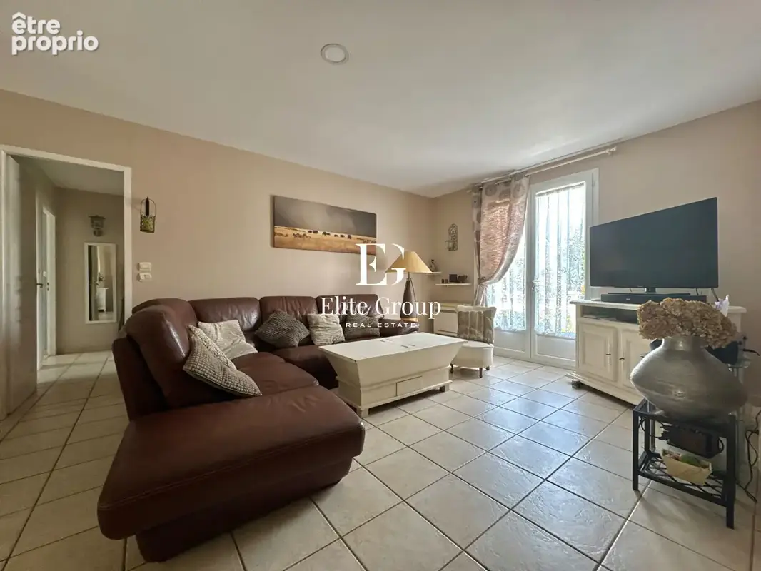 A Vendre Maison - Saint Hippolyte - 3 Chambres - Garage - 144 m2 - photo 2