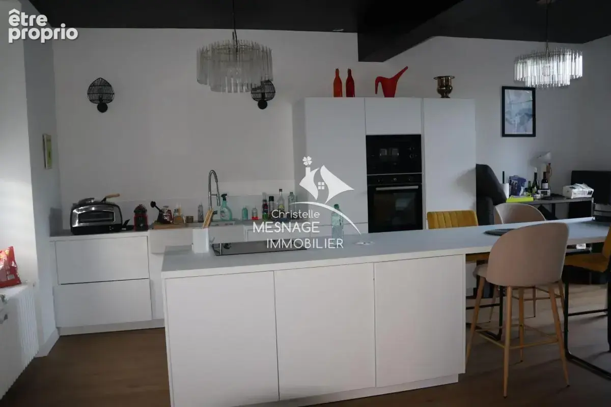 À vendre chez Christelle Mesnage Immobilier. Au centre-ville - photo 8
