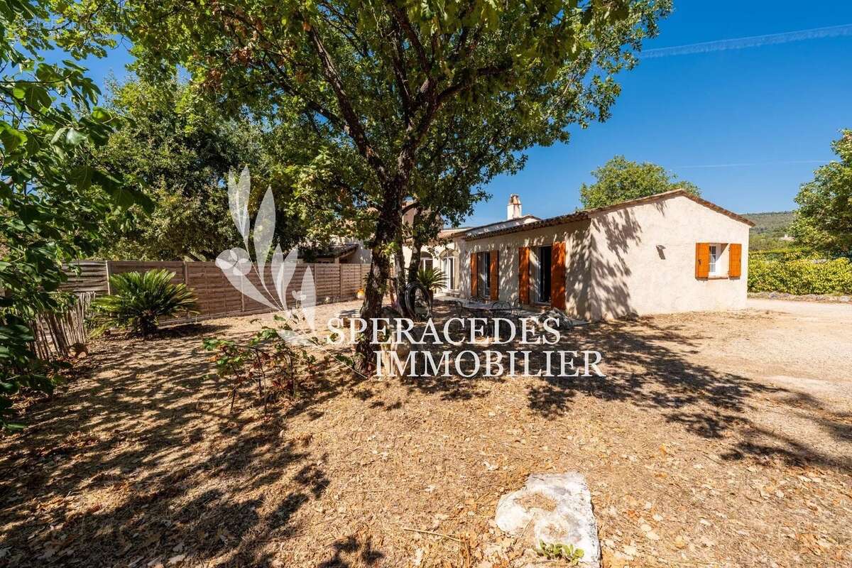 Maison à SAINT-CEZAIRE-SUR-SIAGNE