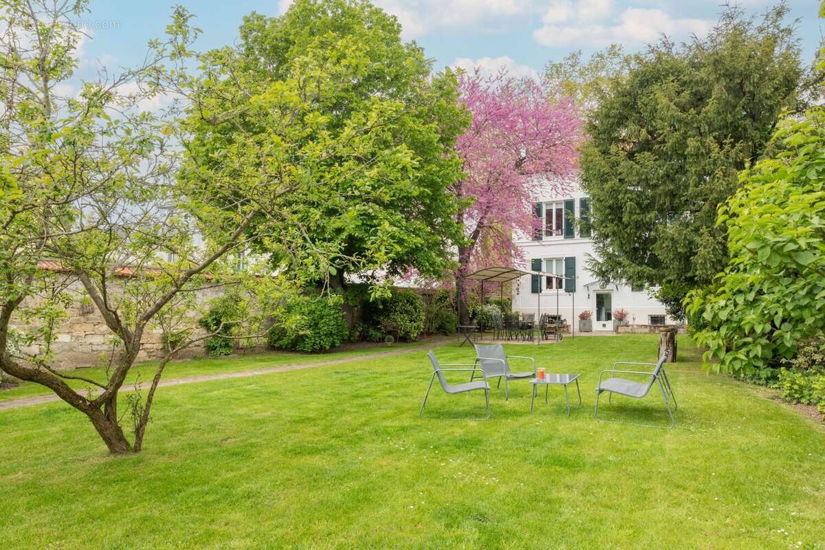 Maison à RUEIL-MALMAISON