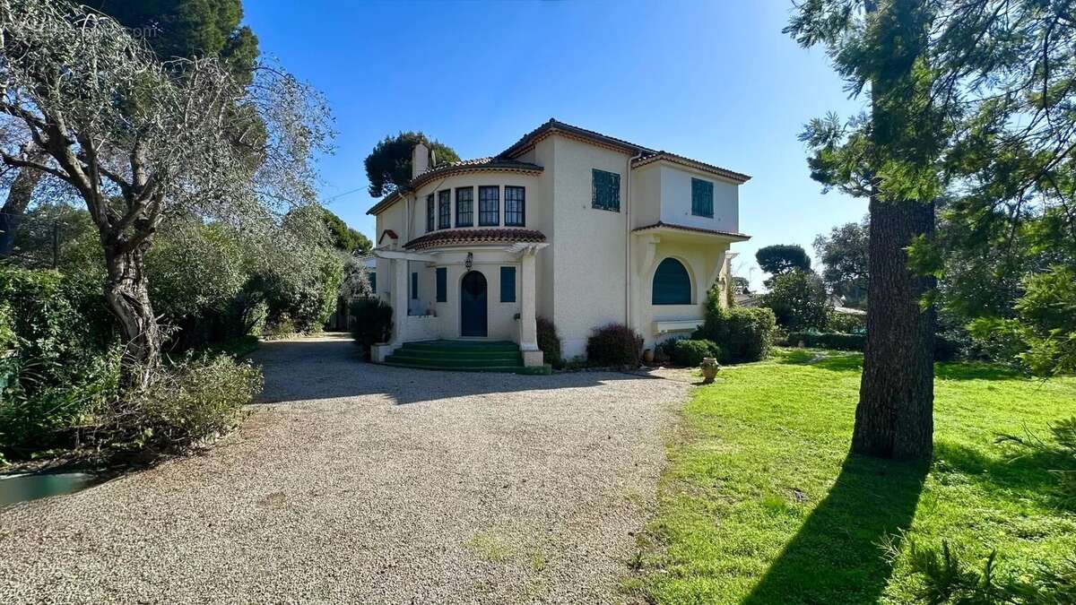 Maison à ANTIBES