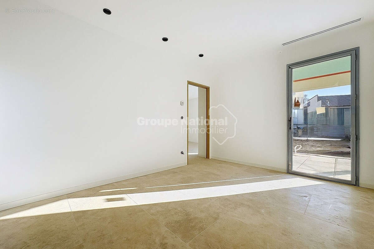 Appartement à TAILLADES