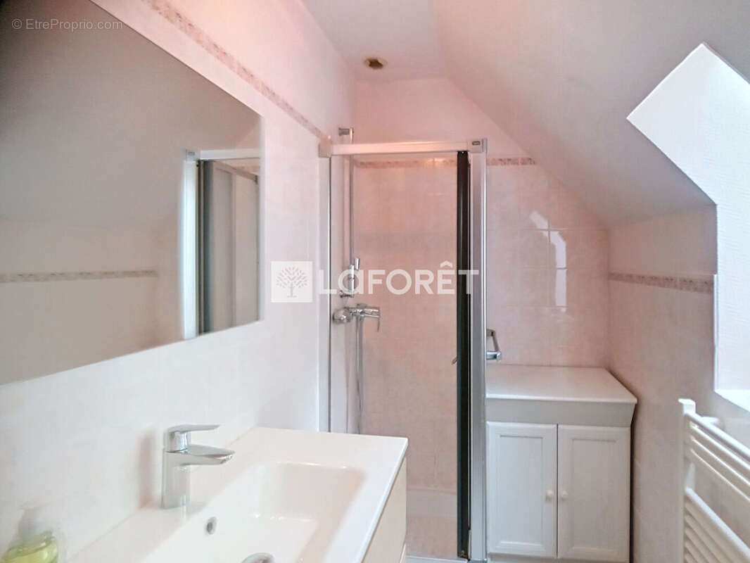 Maison à SAINT-GERMAIN-DE-PASQUIER