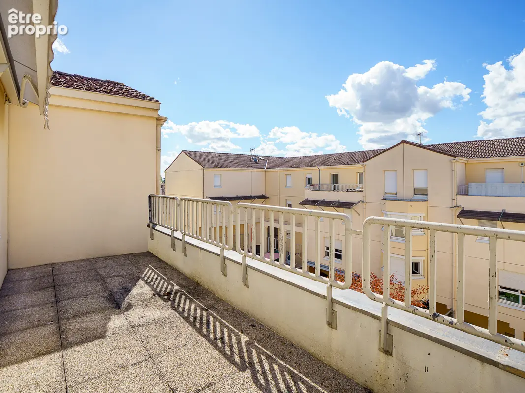 Appartement à SAINT-LAURENT-SUR-SAONE