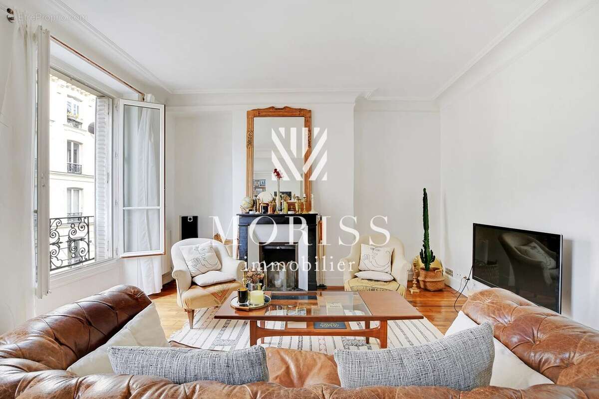 Appartement à PARIS-12E