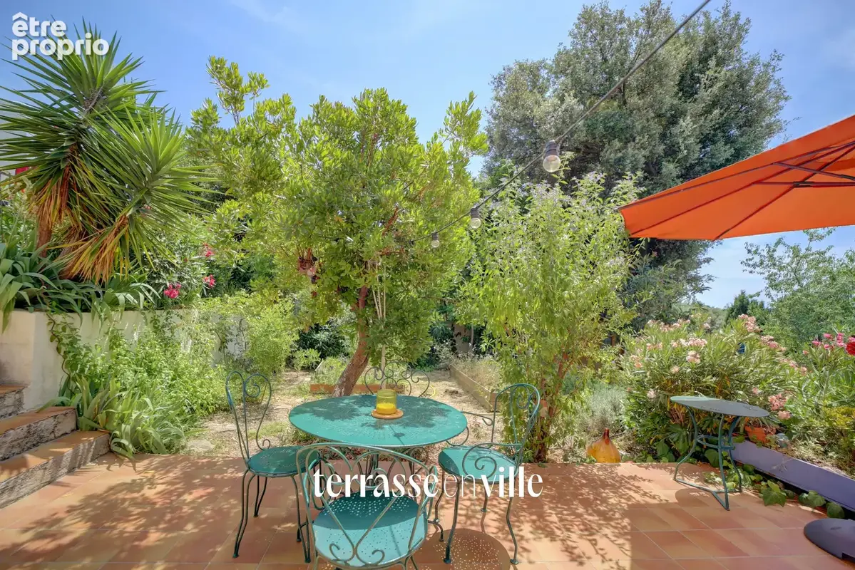 Ceyreste - rez-de-jardin - t3 - 76 m2 - jardin 540 m2 - vue degagee sur le vallon - 399 000 € - photo 4