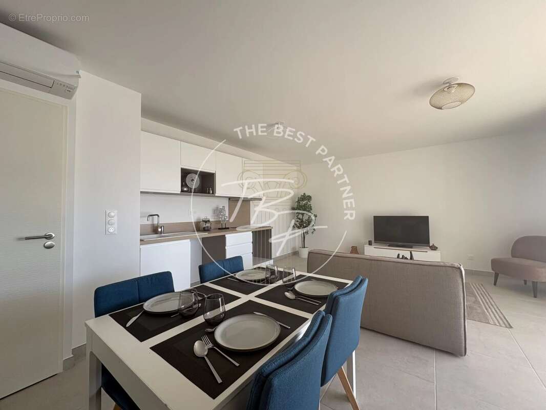 Appartement à SAUVIAN