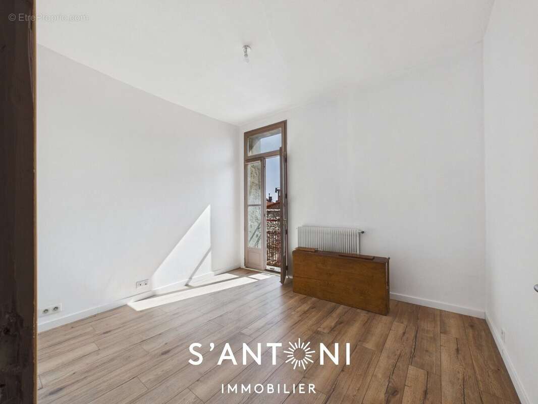 Magnifique T4 traversant de 123 m² avec mezzanine et potentiel terrasse - photo 6