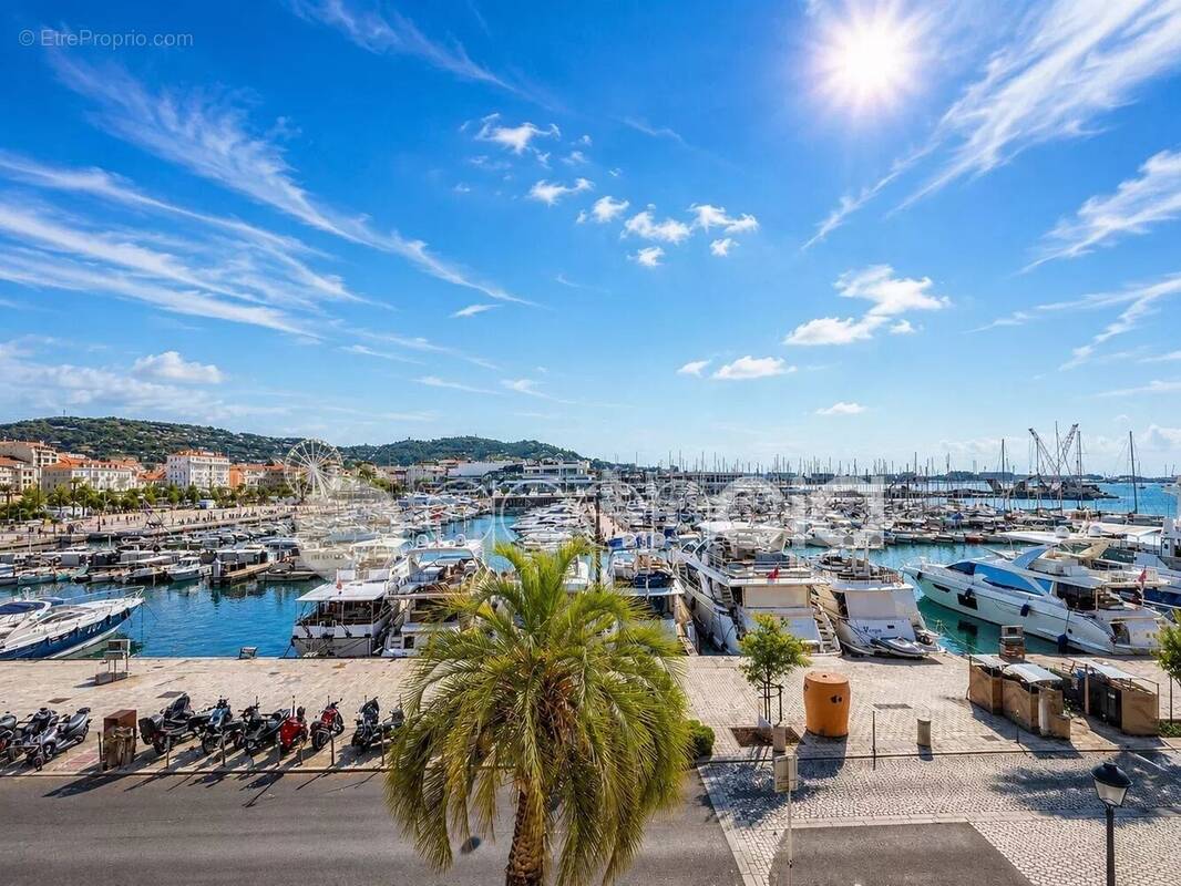 Appartement à CANNES