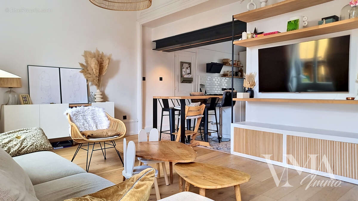 Appartement à TASSIN-LA-DEMI-LUNE