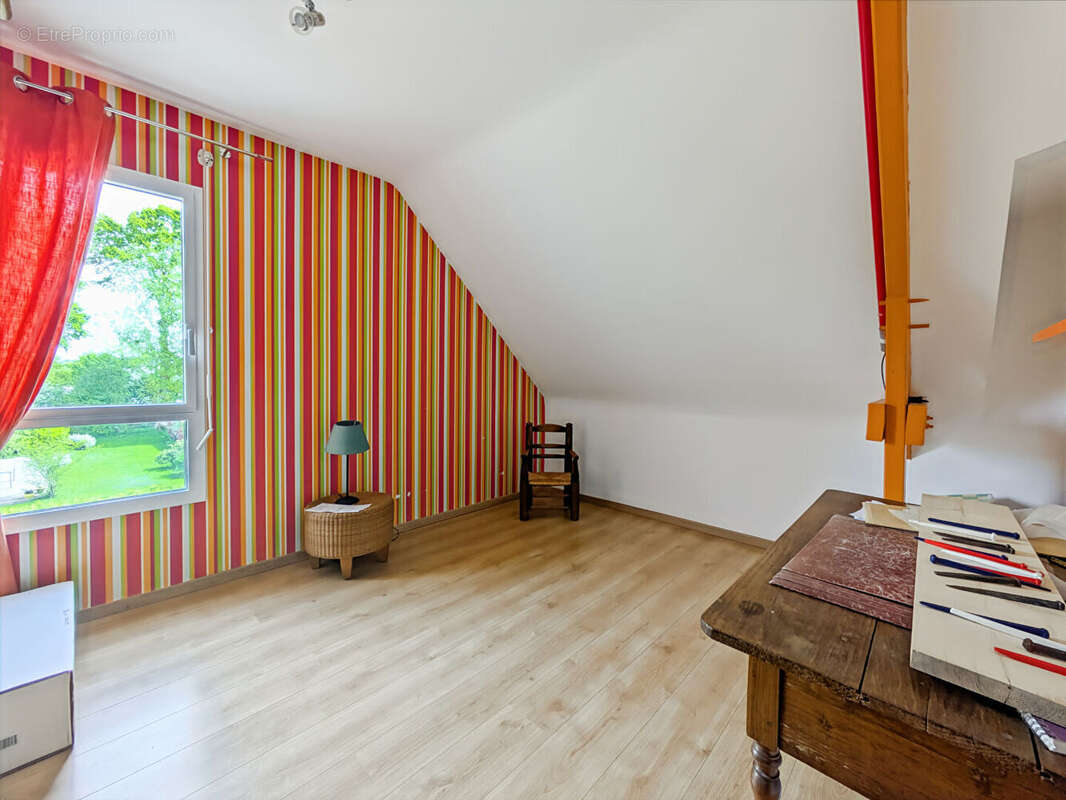 Maison à SAINT-GONDRAN