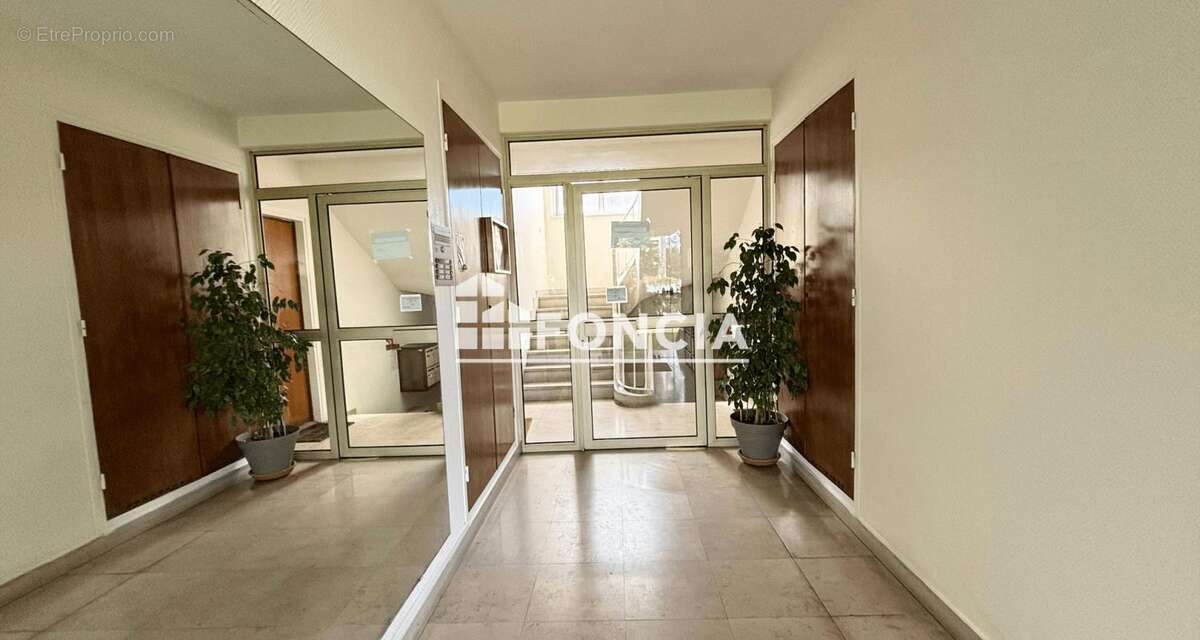 Appartement à SAINT-GRATIEN