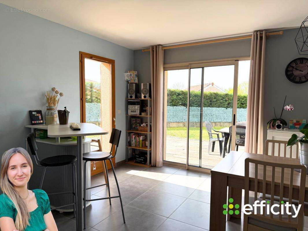 Maison à POUILLY-LES-FEURS