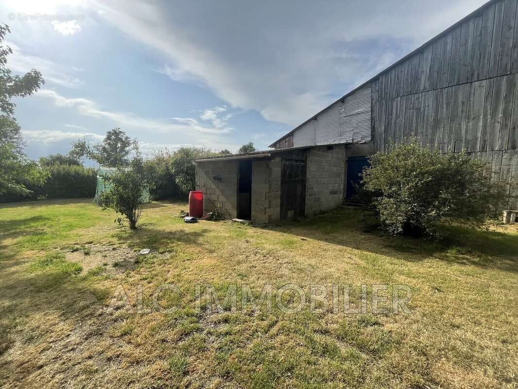Maison à LE MELE-SUR-SARTHE