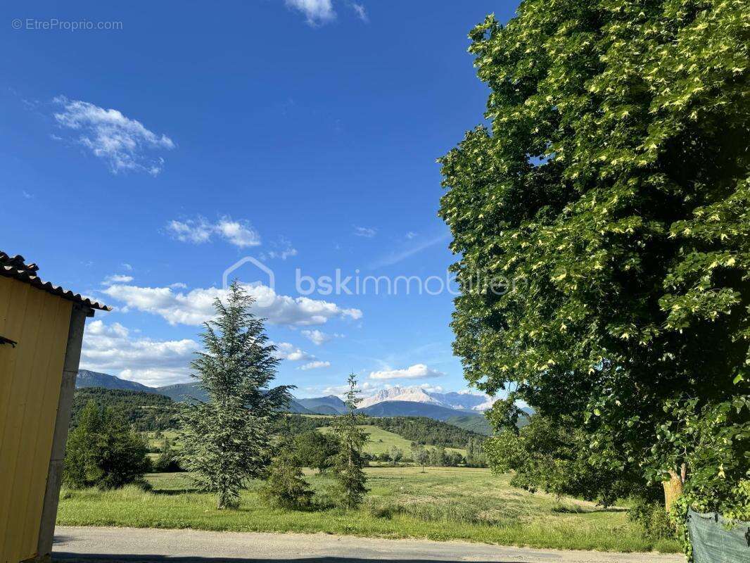Ancienne bergerie sur terrain constructible d'environ 950 m² - photo 5