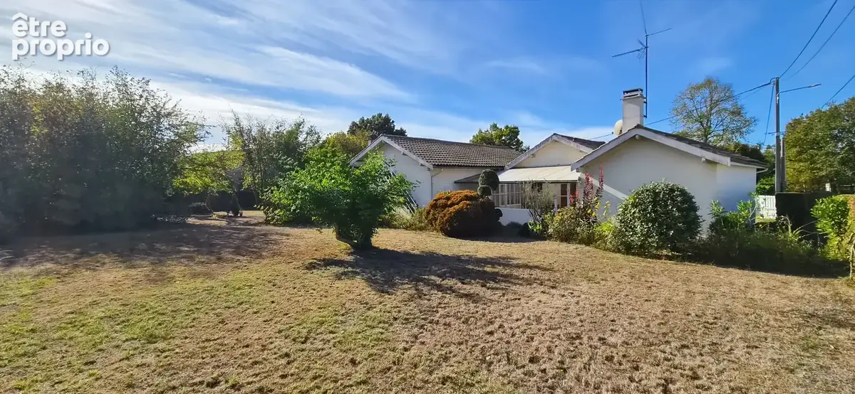 Photo Maison à Le Taillan-Medoc au prix de 450 000€