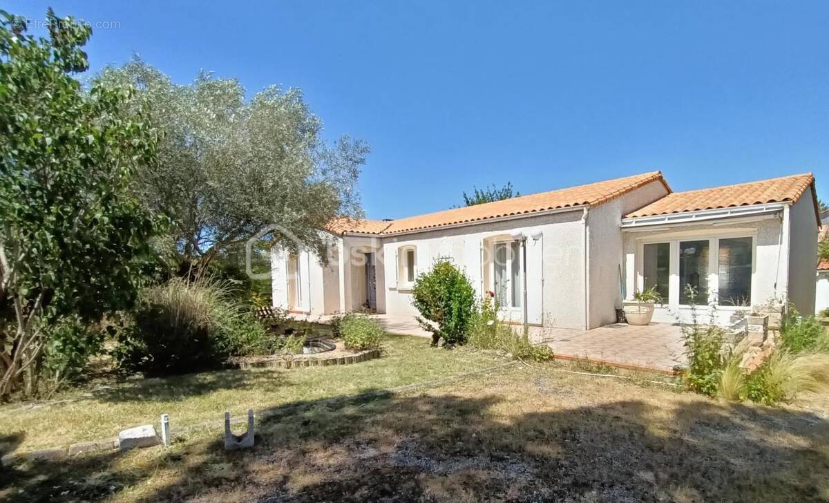 Maison à SAINT-SULPICE-DE-ROYAN