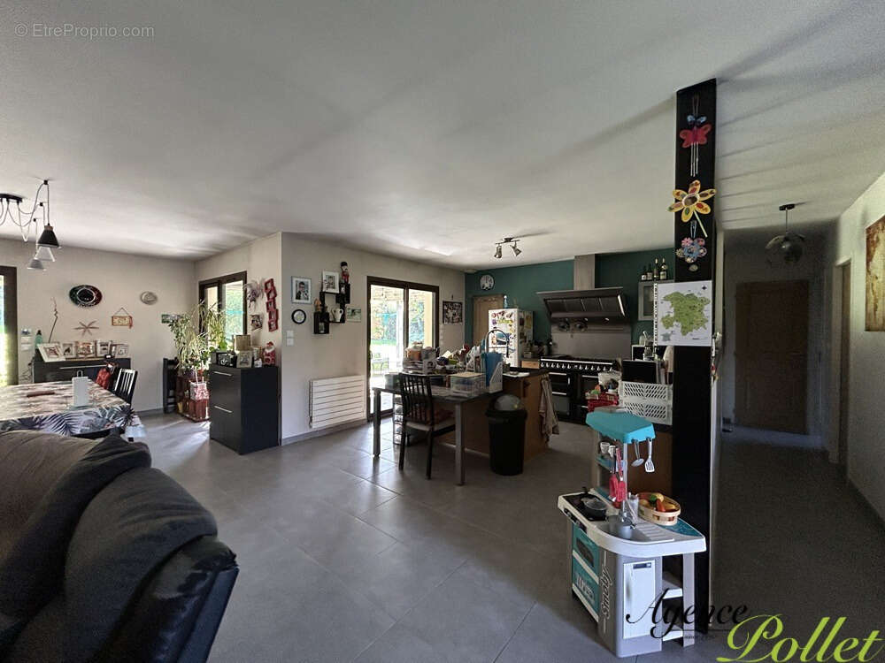 Maison à AUBIGNY-SUR-NERE