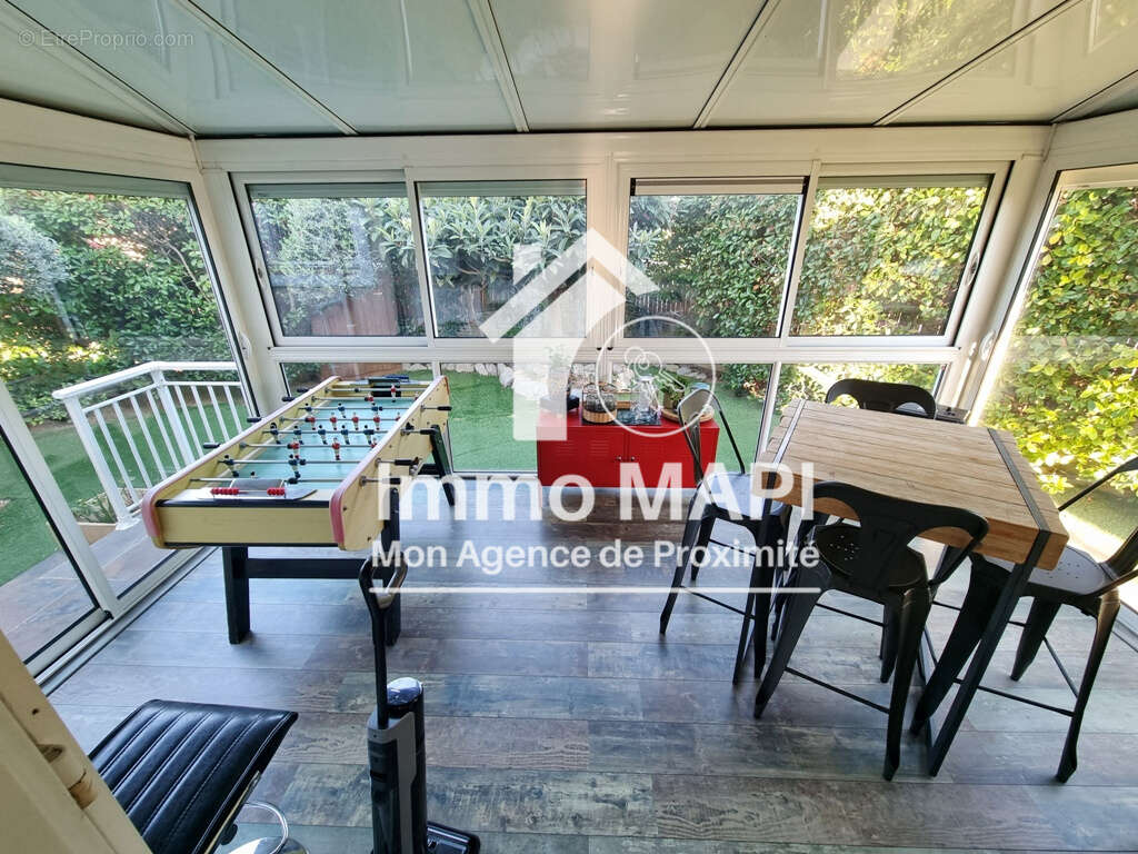 Maison à VILLENEUVE-LES-MAGUELONE