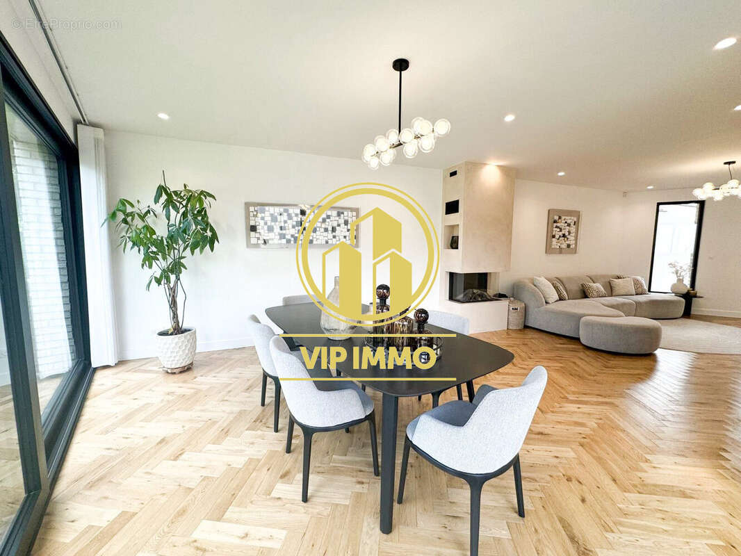 Maison à MARCQ-EN-BAROEUL