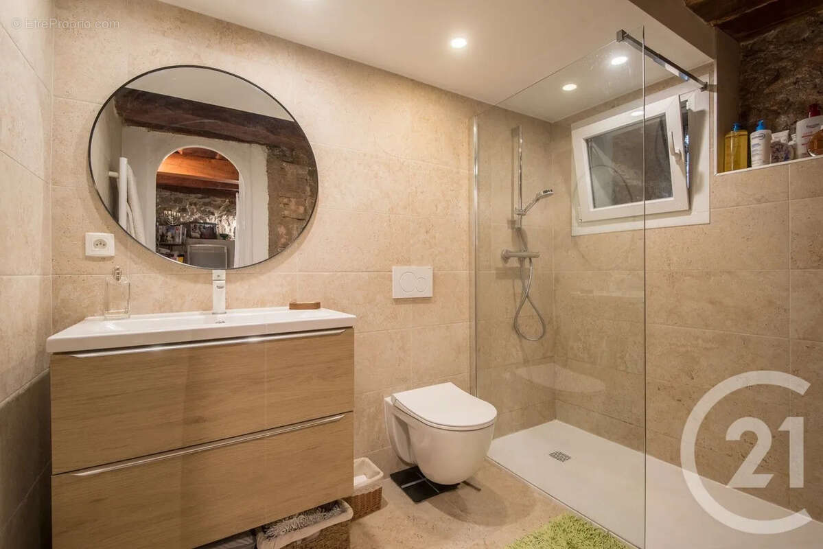 Appartement à VILLENEUVE-LOUBET