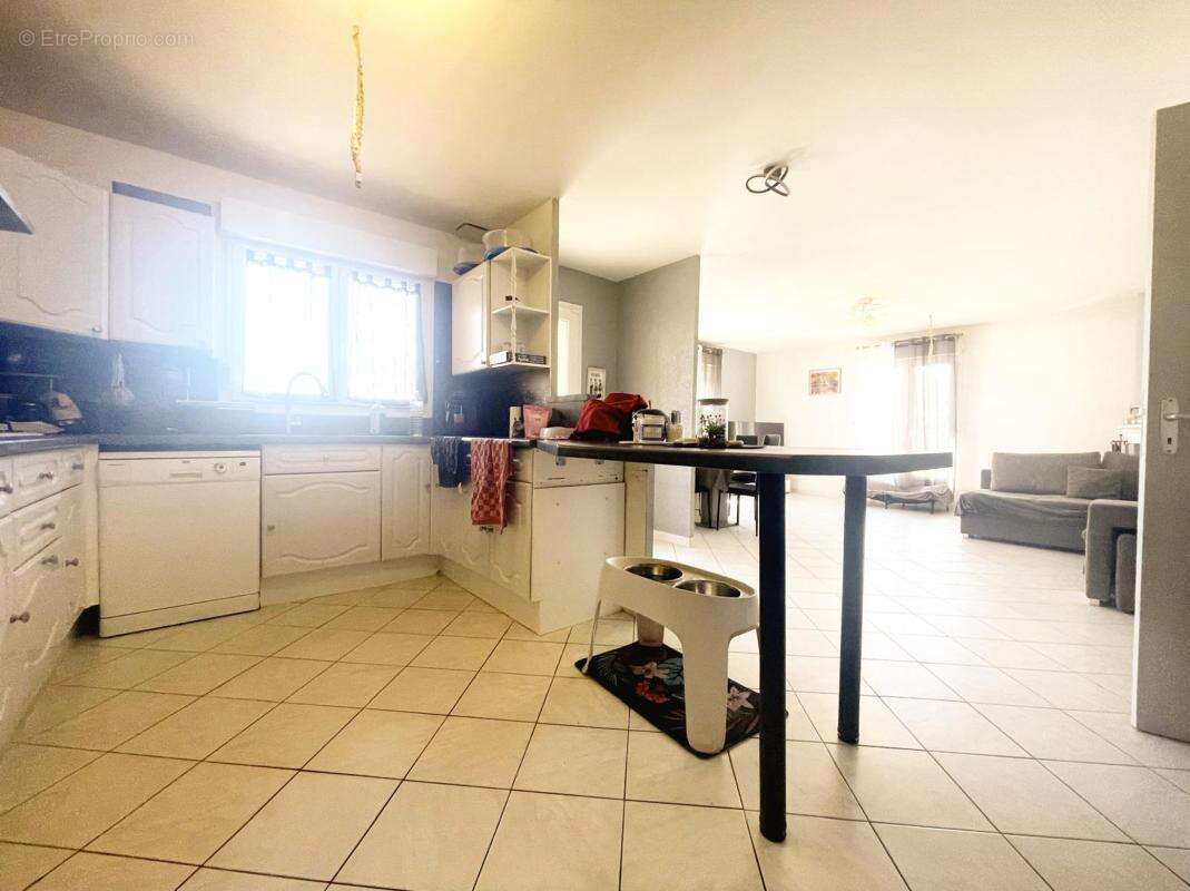 Maison à SAINT-JEAN-DU-FALGA