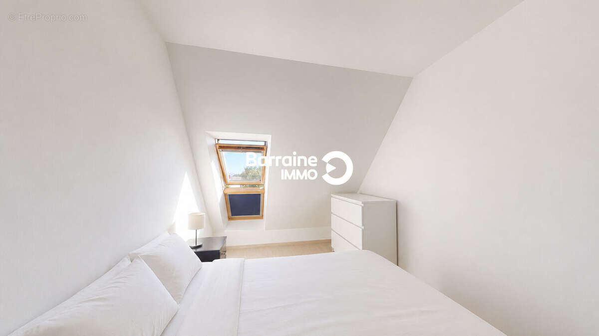 Appartement d'Exception à Lanester avec Vue Mer - Exclusivité Barraine Immo -Dernier Étage, Lumineux et Sans Travaux - photo 4